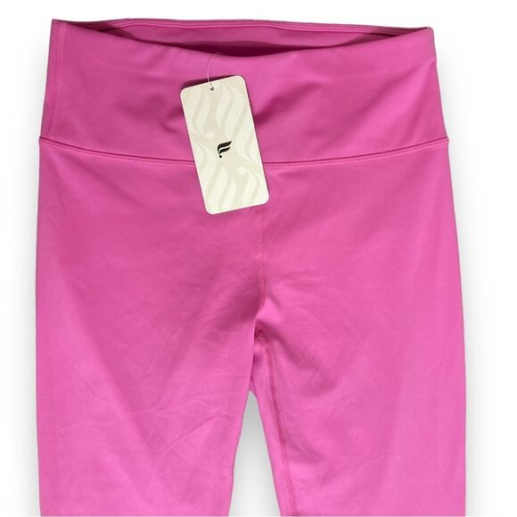 Fabletics M Highwaisted Chafe Resistant Ultra Cool Contouring All Way Stretch - Picture 2 of 7